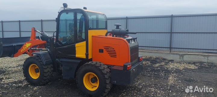 Фронтальный погрузчик Kyloton ZL20, 2023