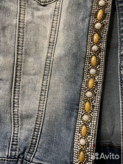 Джинсовая куртка женская