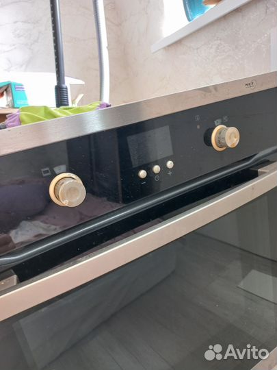 Духовой шкаф