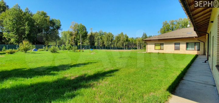 Коттедж 1000 м² на участке 30 сот.