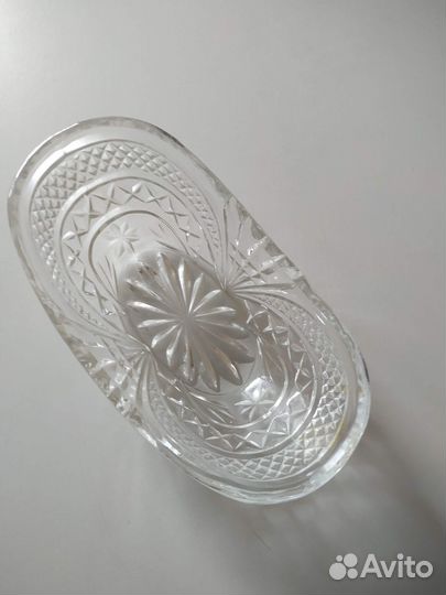 Ваза хрустальная