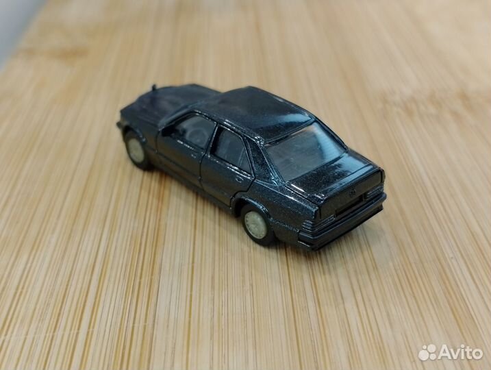 Mercedes Benz 190E 2.5-16 Evolution I (W201)