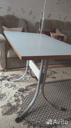 Кухонный стол бу