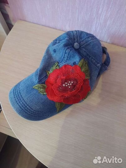 Кепка женская