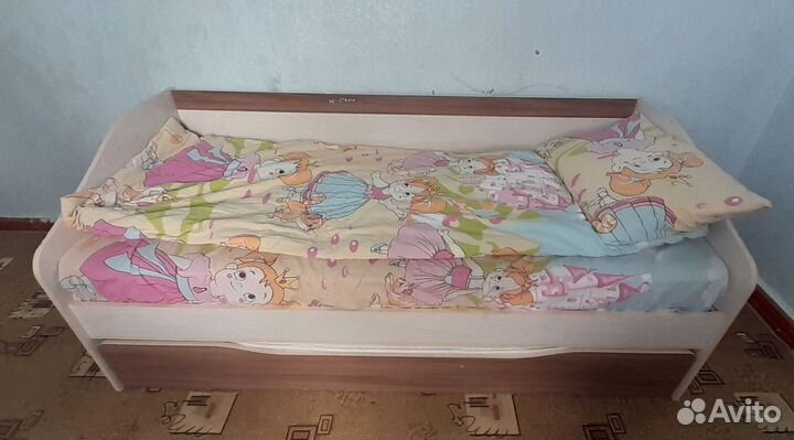 Кровать двухспальная бу