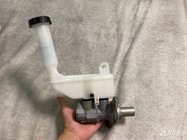 Главный тормозной цилиндр nissan juke