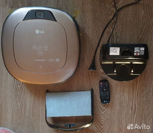 Робот-пылесос LG (влажная и сухая уборка)