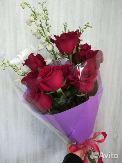 Розы, срезанные цветы