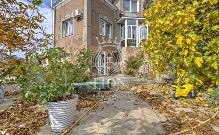 Дом 95,1 м² на участке 5 сот.