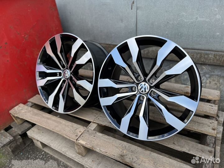 Диски R19 Suzuka 5-112 Volkswagen Touareg