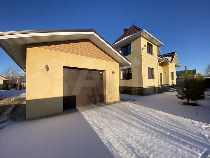 Дом 378,9 м² на участке 22,5 сот.