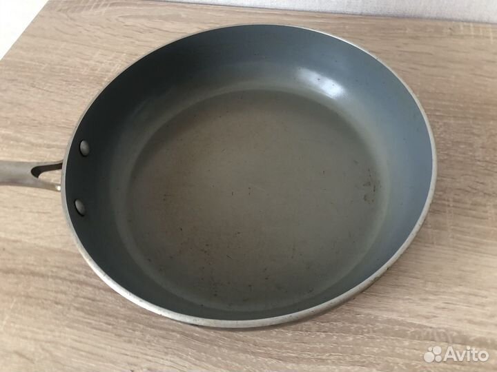 Сковорода б/у