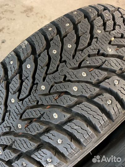 Nokian Tyres Hakkapeliitta 9 215/55 R17 98T