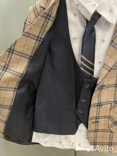 Новый детский костюм тройка 110р