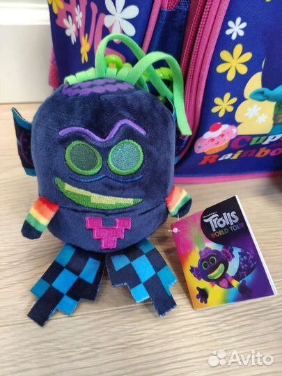 Школьный рюкзаки брелок новый