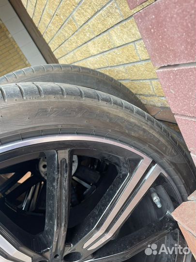 Pirelli P Zero 315/30 R22 107Y