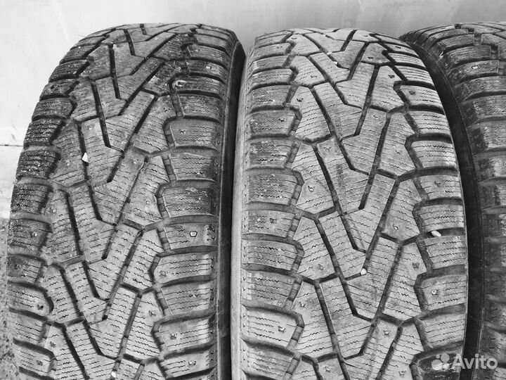Pirelli Ice Zero 235/65 R17 108T