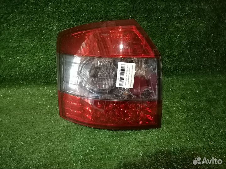 Фонарь (стоп сигнал) левый SK1611-ADA401SW Audi A4