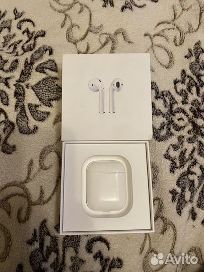 Airpods 1