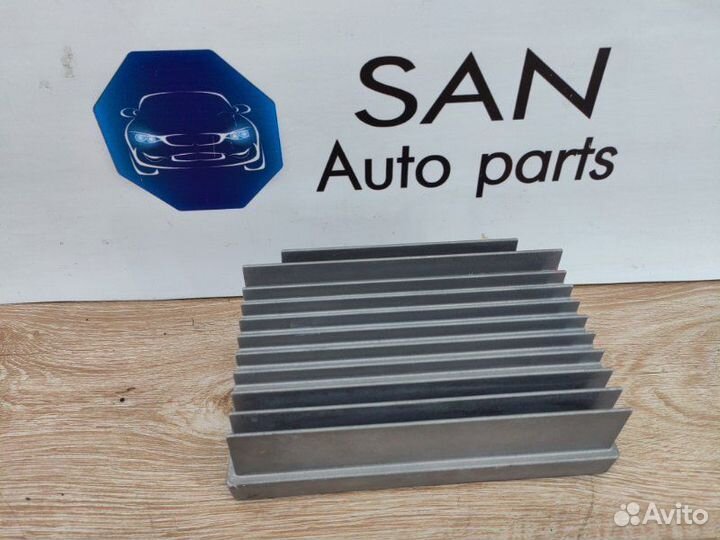 Усилитель звука Bmw X5 Рест E70 рест N55B30 2012