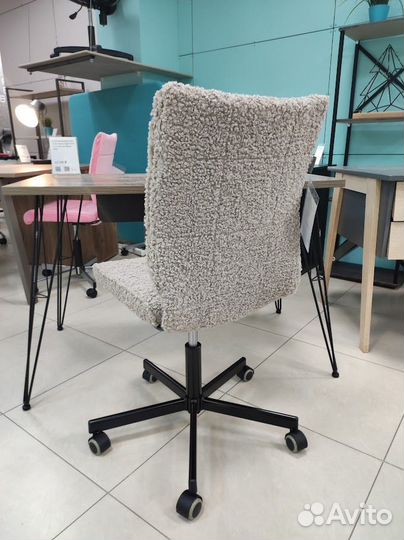 Компьютерное кресло для дома