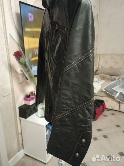 Куртка кожаная женская