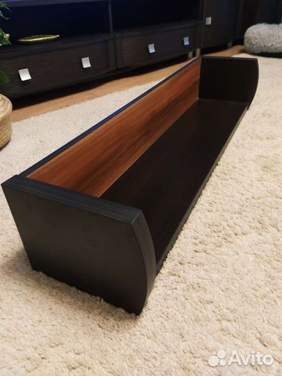 Полка настенная навесная деревянная