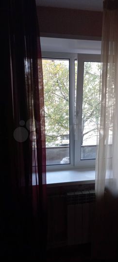 Комната 8 м² в 3-к., 2/9 эт.