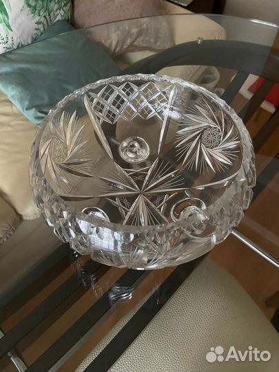 Хрустальная ваза