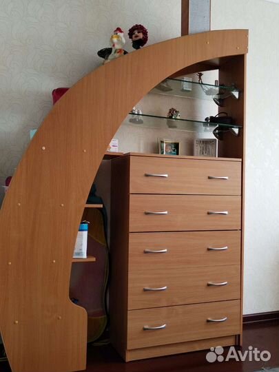 Комод с аркой