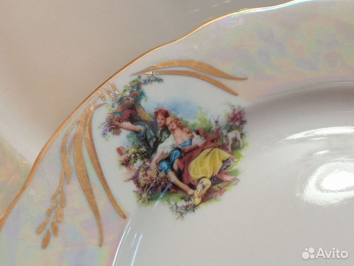 Столовый перламутровый сервиз 