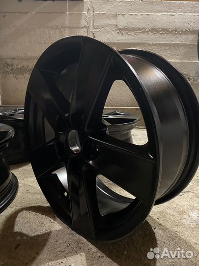 Литые диски Mitsubishi Lancer