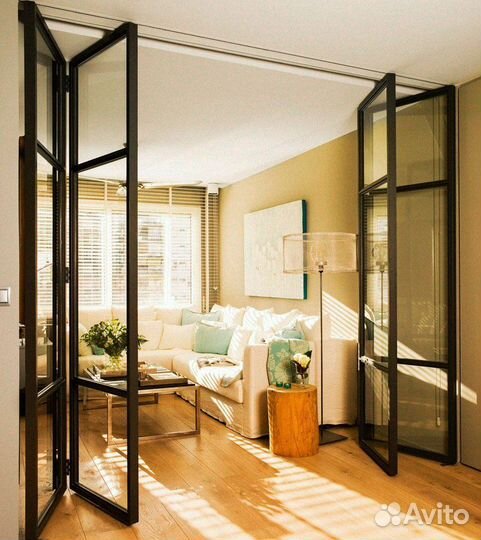 Стеклянная межкомнатная перегородка Девяткино
