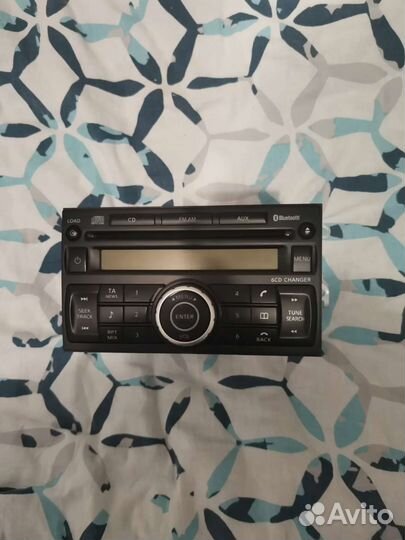 Рамка и магнитолла Nissan Qashqai j10