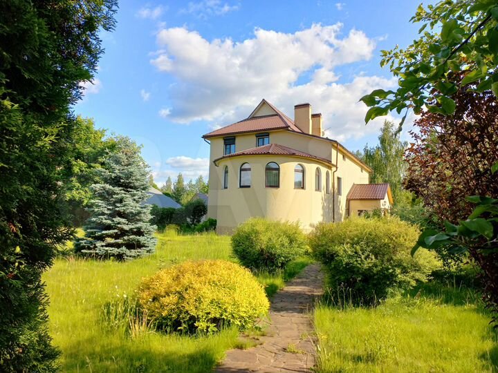 Коттедж 478,7 м² на участке 26 сот.