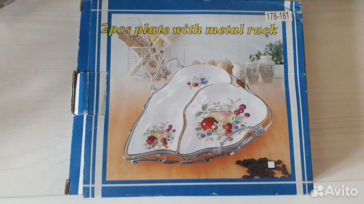 Менажница новая керамика на метал. подставке