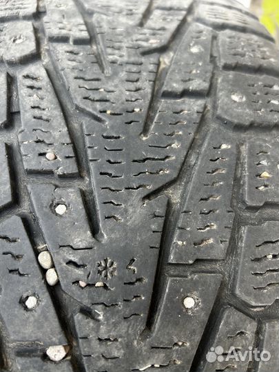 Nokian Tyres Hakkapeliitta 7 SUV 235/65 R17 108T