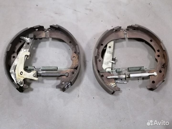 Мех-м стояночного торм.Toyota Lite Ace 1985-1991