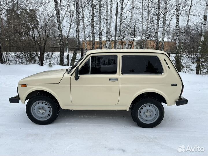 LADA 4x4 (Нива) 1.7 МТ, 1997, 107 000 км