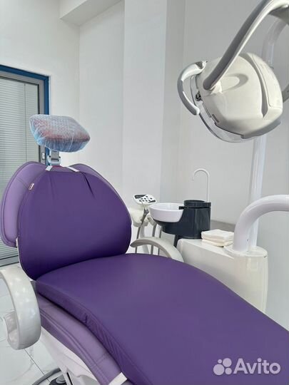 Стоматологическая клиника всего в 1 минуте ходьбы