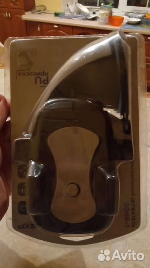 Автомобильный держатель для телефона