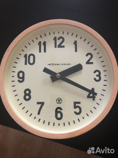 Часы электрические СССР