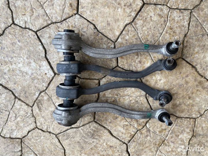 Комплект передних рычагов Mercedes C-Class W203