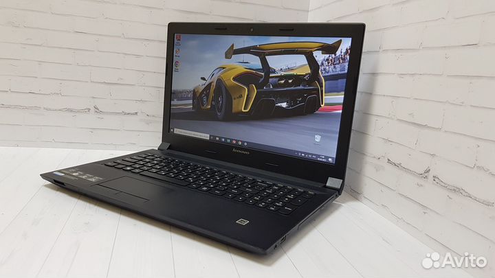 Отличный ноутбук Lenovo Intel/15.6