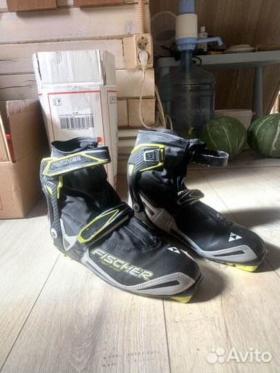 Лыжные ботинки fischer