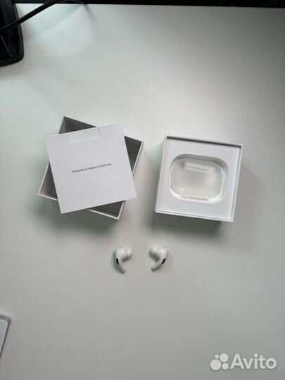 Airpods pro наушник правый и левый