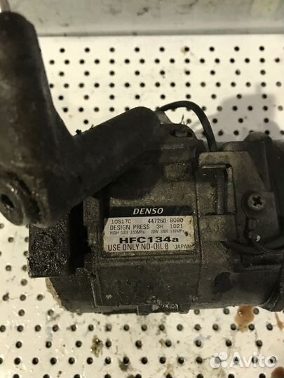 Компрессор кондиционера Toyota Alphard