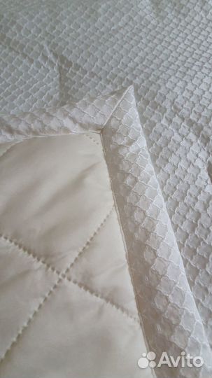 Покрывало на кровать 250 х 260 см
