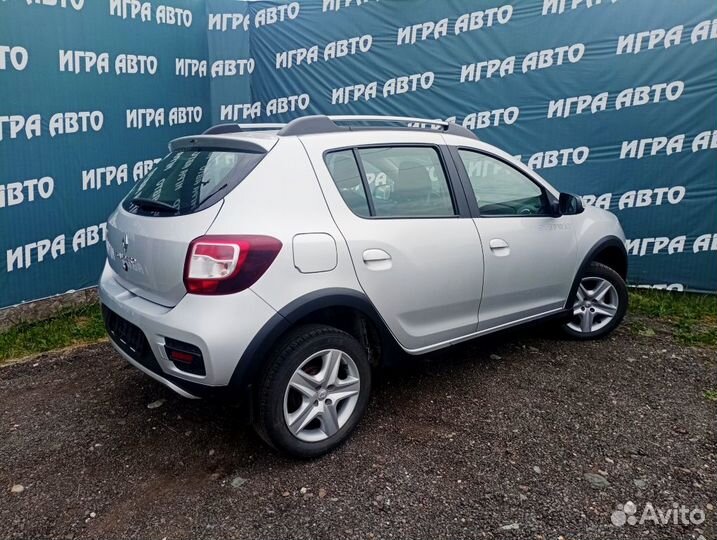 Renault Sandero Stepway 1.6 МТ, 2017, 102 000 км