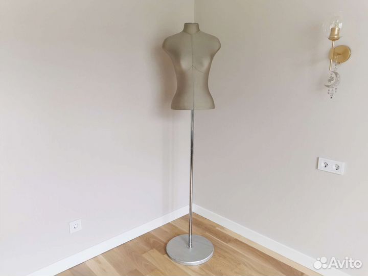 Манекен портновский не раздвижной 42-44